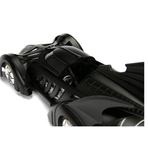 اسباب بازی ماشین فلزی بتموبیل سری Batman for Ever و فیگور بتمن با مقیاس 1:24_اسباب بازی ماشین